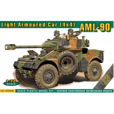 Легкий бронированный автомобиль AML-90 (4x4)