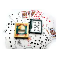 Карты игральные пластиковые (YET) (100% пластик) (10х9х2,1 см)