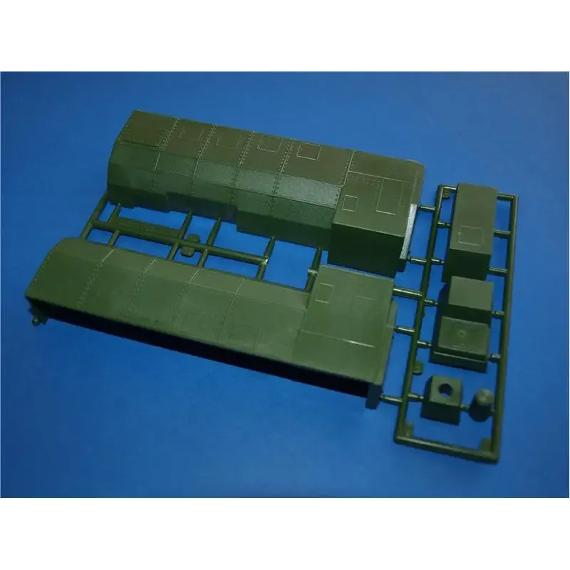 Модель бронированого поезда Fascism Fighter (базовый вариант) (UMT636) Масштаб: 1:72