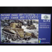 Радянський легкий танк БТ-7 (1937) (UMT311) Масштаб: 1:72