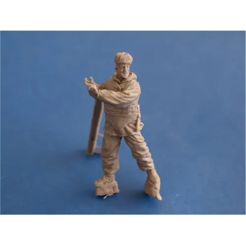 Фігури та мініатюри Радянський штурмовий солдат (ZEB-F35017) Масштаб: 1:35