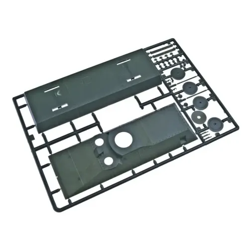 Бронетехника и артиллерия Танк Т-28 на рельсах (бронеплатформа "Бепо") (UMT641) Масштаб: 1:72