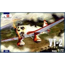 Навчально-тренувальний літак УТ-2 (AMO7251) Масштаб: 1:72