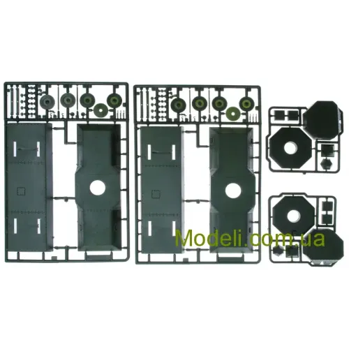 Вагоны и поезда Бронепоезд Красноярец №1 или Енисей №2 (UMT647) Масштаб: 1:72