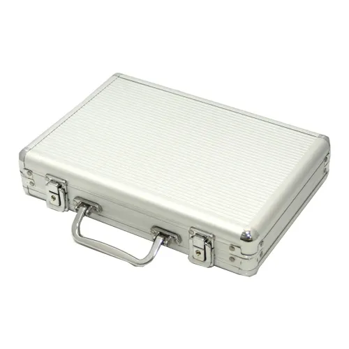 Покерные наборы Набор из 200 покерных фишек с номиналом в алюминиевом кейсе