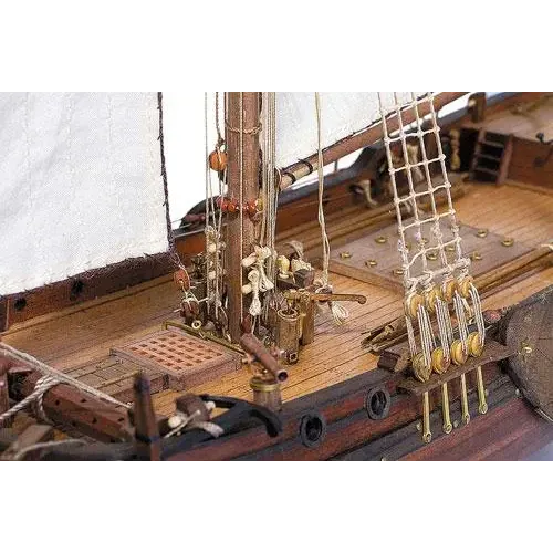 Деревянные корабли и парусники Бот "Святой Гавриил" (MAK0301)