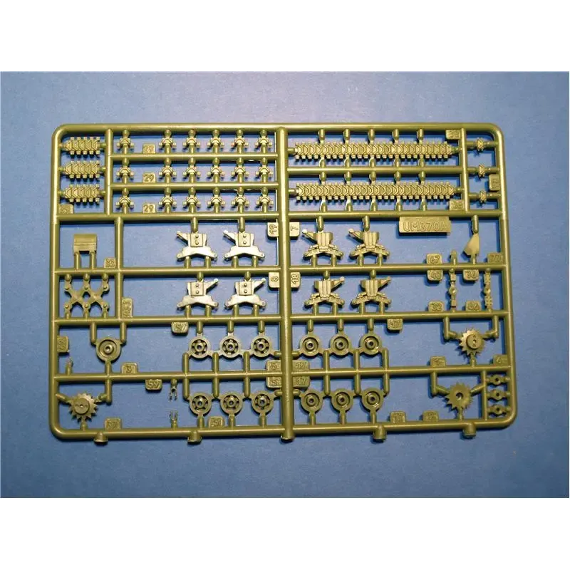 Танк M4A2 с отвалом бульдозера М1 (UM214) Масштаб: 1:72
