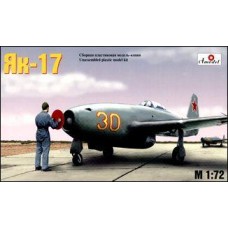 Многоцелевой истребитель Як-17 (AMO7224) Масштаб:  1:72