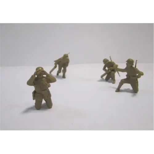 Бронетехніка та артилерія ICM35801 7,62cm Pak 36r gun with German crew