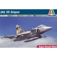 Винищувач Jas 39 Gripen