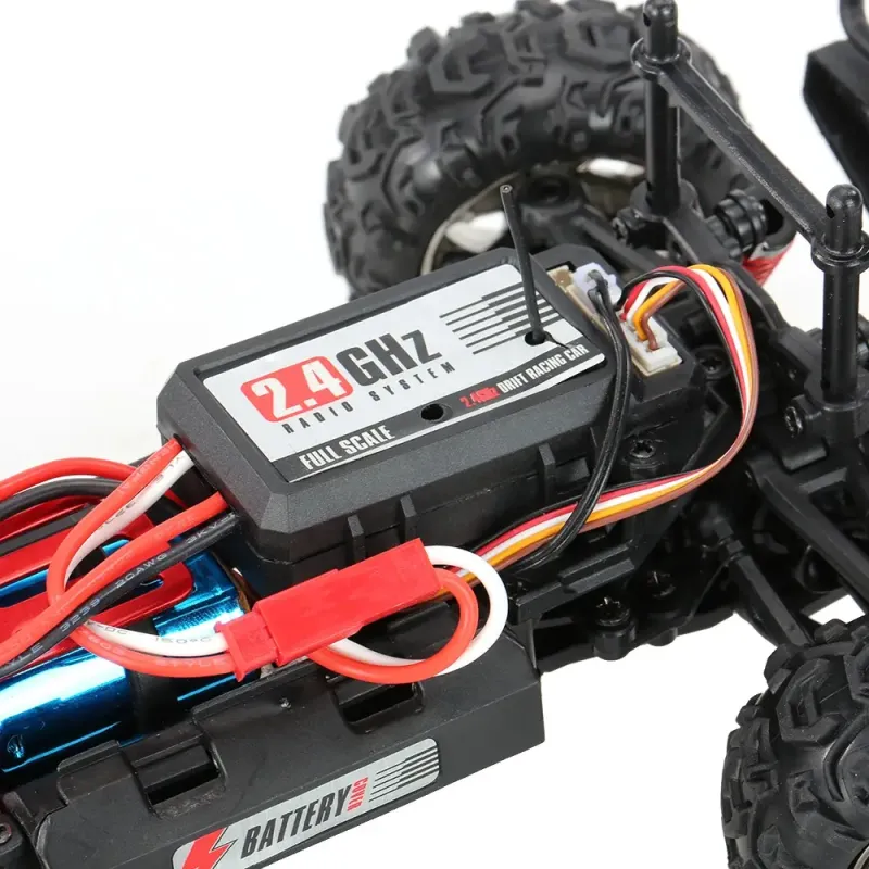 Машинка радиоуправляемая 1:22 Subotech Brave 4WD 35 км/час (серый)