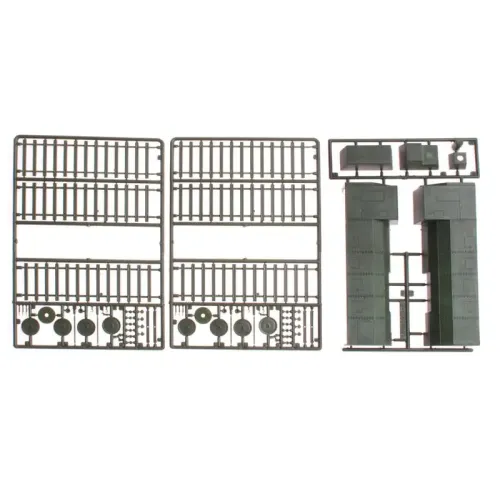 Вагоны и поезда Бронепоезд "Дзержинец" (UMT637) Масштаб: 1:72
