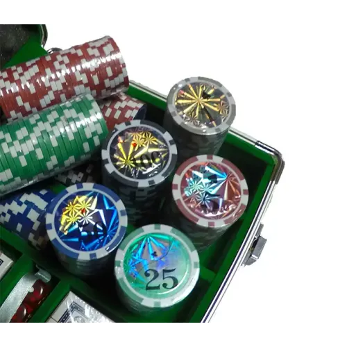 Покерные наборы Покерный набор в алюминиевом кейсе на 300 фишек, номинал 1-100, 11,5гр. (арт. 23726-CG11300)