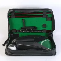 Набор для гольфа в кожаном кейсе с механизмом возврата мяча