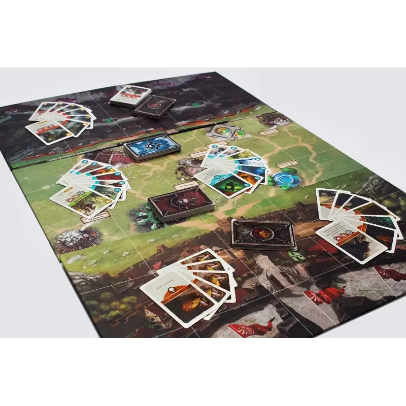 Настольная игра Защитник Короны (Royal Defense) + комикс