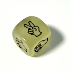 Кубик D6 рука светящийся в темноте