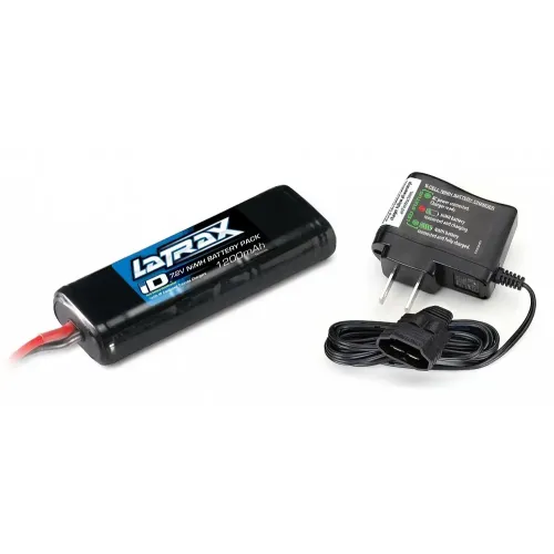 Шорт-корс Автомобиль Traxxas LaTrax Desert Prerunner 1:18 RTR 313 мм 4WD 2,4 ГГц (76064-5 Red)