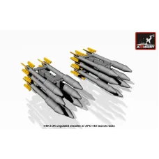 Некеровані ракети S-3K разом з APU-14U 1:48