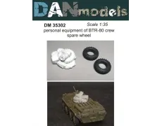 Личные вещи экипажа БТР-80 (на корме материал - смола, запасное колесо-резина) 1:35