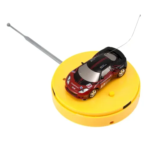 Игрушечные машинки Машинка на радиоуправлении 1:67 Great Wall Toys 2018 (модель 1)