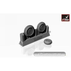 Колеса для Як-17 (AR-AW72006) Масштаб:  1:72