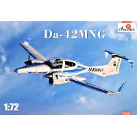 Легкий многоцелевой самолет Da-42MNG