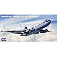 Американский самолёт-заправщик McDonnell Douglas KC-10 Extender