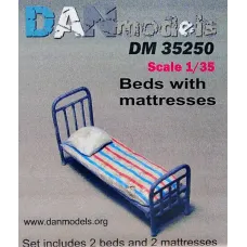 Набор деталировки: Армейская кровать с матраcом и подушкой, 2шт 1:35