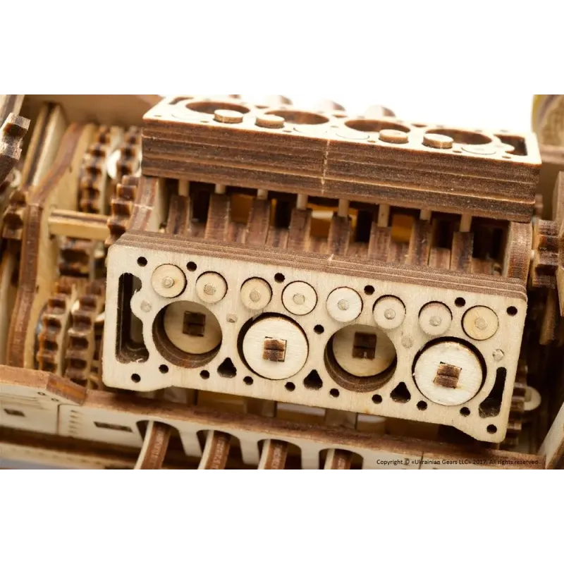 Трехмерный пазл Ukrainian Gears Спорткар U-9 Гран-при (70044)