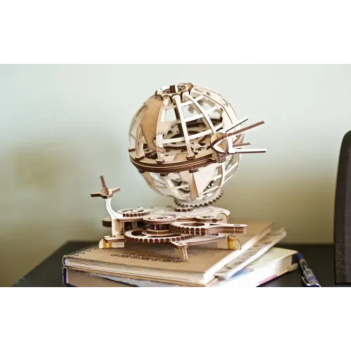 Ukrainian Gears Глобус