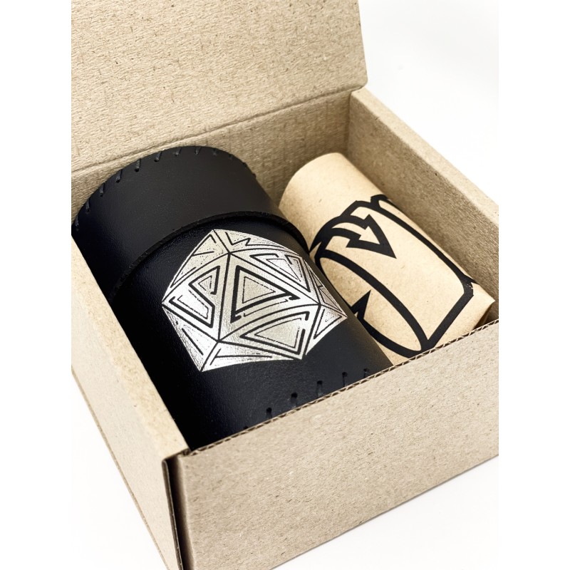 Стакан для кубиків D20 чорний Dice Cup