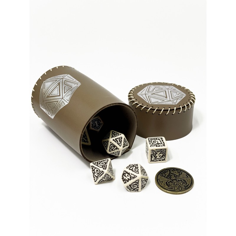 Стакан для кубиків D20 коричневий Dice Cup