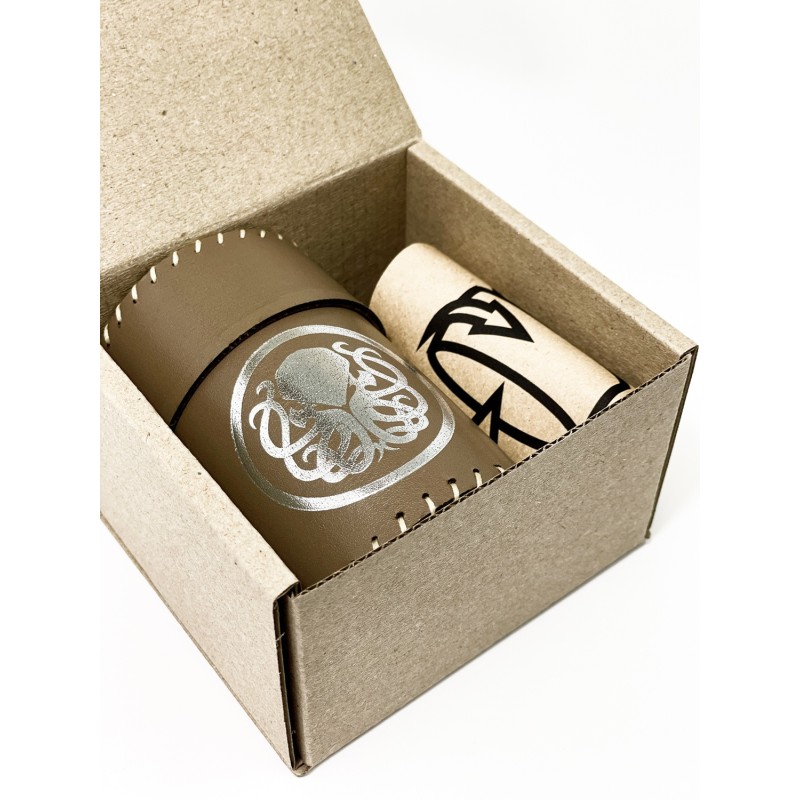 Стакан для кубиків Ктулху коричневий Dice Cup