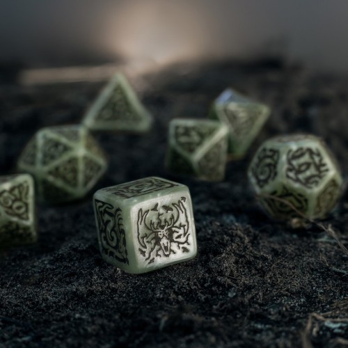 Набор кубиков The Witcher Dice Set. Leshen - The Totem Builder (7)