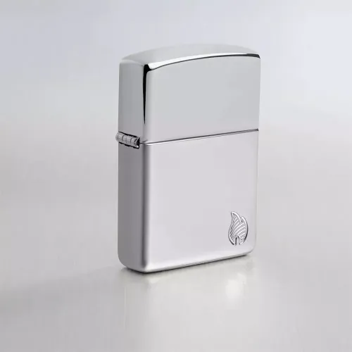 Зажигалка армированная бензиновая ZIPPO Armor® High Polish Chrome Flame Design зеркальный хром (46396)