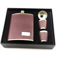 Фляга з чарками та лійкою в подарунковій упаковці, чорний (DN32851B)