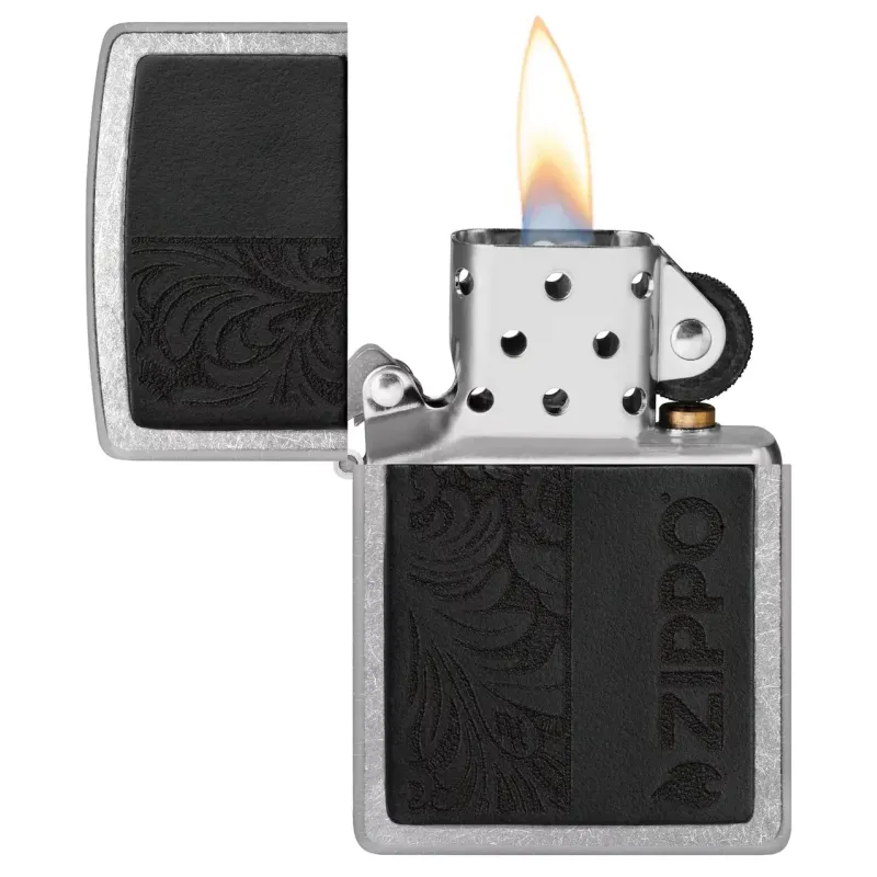 Зажигалка бензиновая ZIPPO Black Leather Emblem - Zippo Design, хром, кожа, черный (49919)