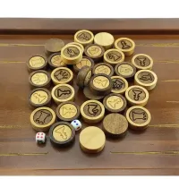 Фишки 32 шт для игр 3 в 1 - нард-шахматы-шашки с изображением шахматных фигур, шашка d-28мм, h-10мм), массив дерева, подарочный мешочек из органзы (DN34557)