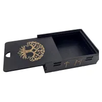 Футляр для скандинавських рун "Дерево Життя" (14х10.5х4см), дерево вкрите темною емаллю (DN36424) Футляр для скандинавських рун "Дерево Життя" (14х10.5х4см), дерево вкрите темною емаллю (DN36424)