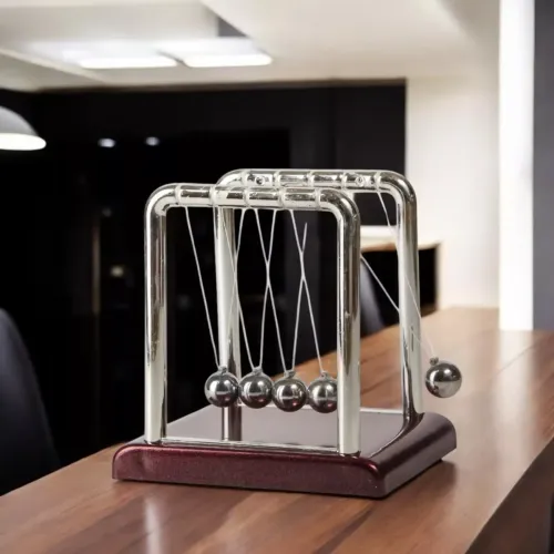 Приймачі рішень та антистреси Маятник Кулі Ньютона антистрес інерційні (18х18х15 см)пластик, метал, коричневі (DN19378N)