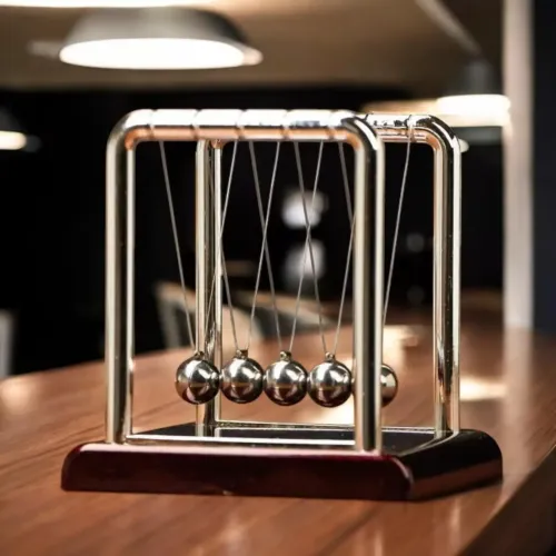 Приймачі рішень та антистреси Маятник Кулі Ньютона антистрес інерційні (18х18х15 см)пластик, метал, коричневі (DN19378N)