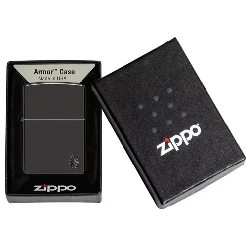 Зажигалка армированная бензиновая Zippo Armor® High Polish Black Flame Design (46402)