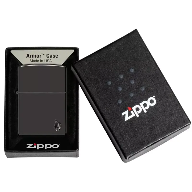 Зажигалка армированная бензиновая Zippo Armor® High Polish Black Flame Design (46402)