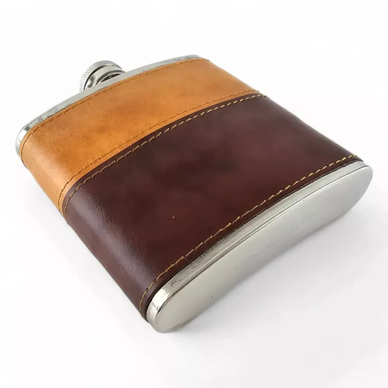 Фляга з нержавіючої сталі 180 мл (6 oz), екошкіра, коричневий 11х9,5х2 см (DN32853A)