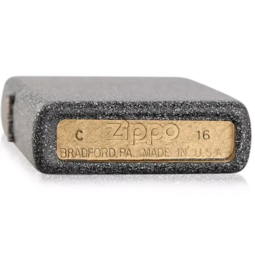 Зажигалка бензиновая Zippo IRON STONE (211)