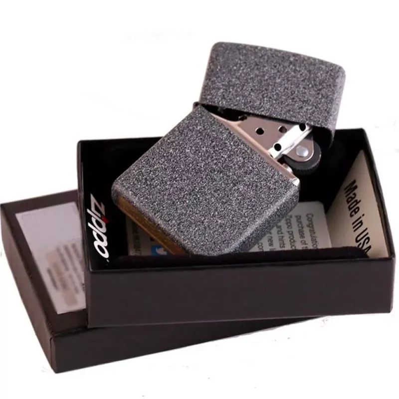 Зажигалка бензиновая Zippo IRON STONE (211)