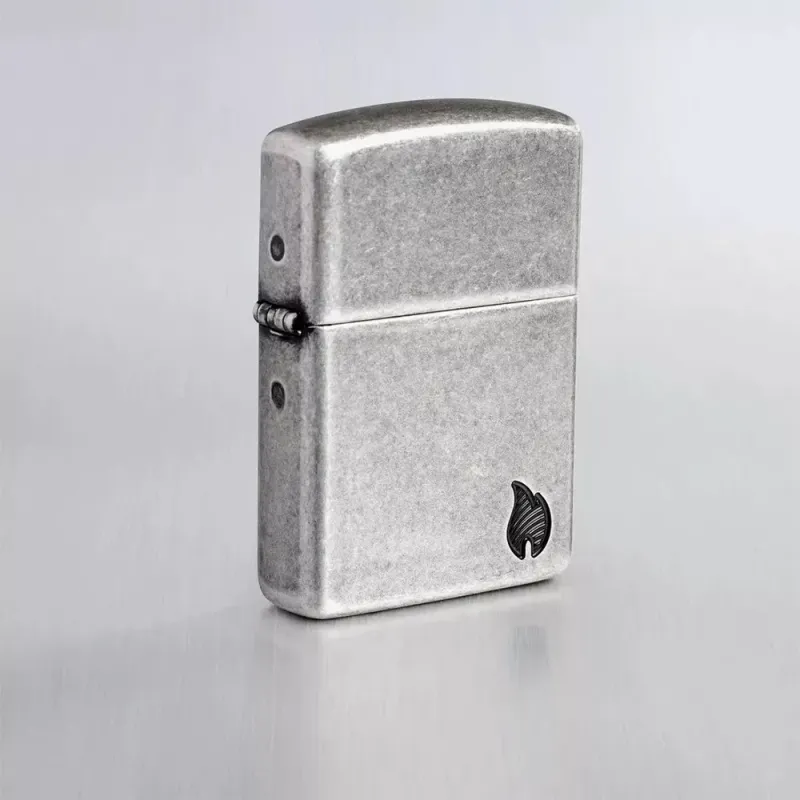 Зажигалка армированная бензиновая Zippo Armor® Antique Silver Plate Series Flame, серая (46399)