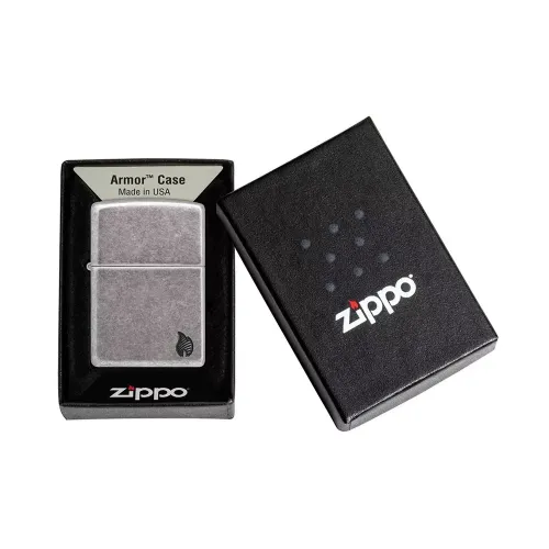 Зажигалка армированная бензиновая Zippo Armor® Antique Silver Plate Series Flame, серая (46399)