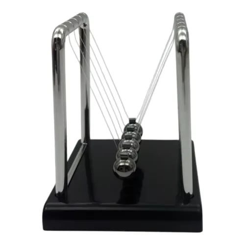 Приниматели решений и антистрессы Маятник Шары Ньютона мини антистресс инерционные (9,3х9х9 см) черные (DN19357N1)