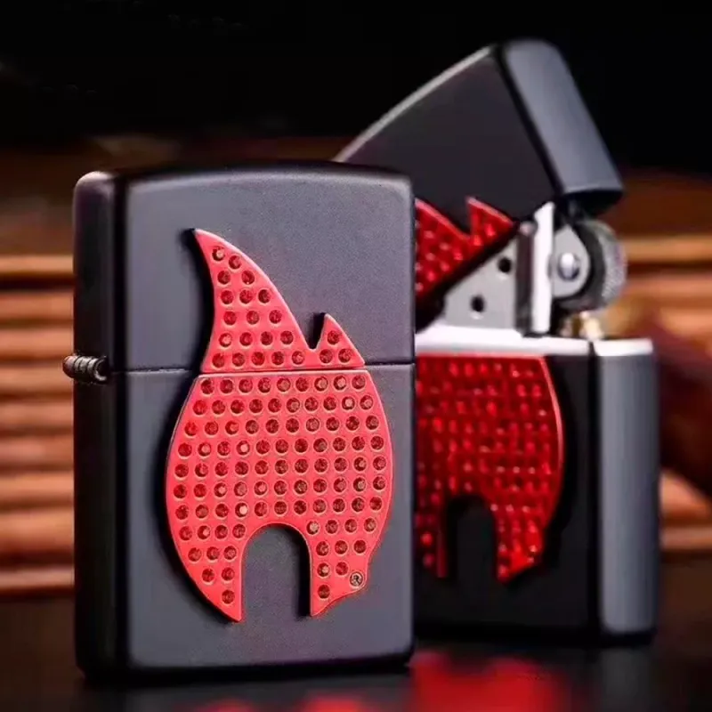 Зажигалка бензиновая ZIPPO Blind Flame, красные кристаллы, бархатная подарочная коробка (29106)